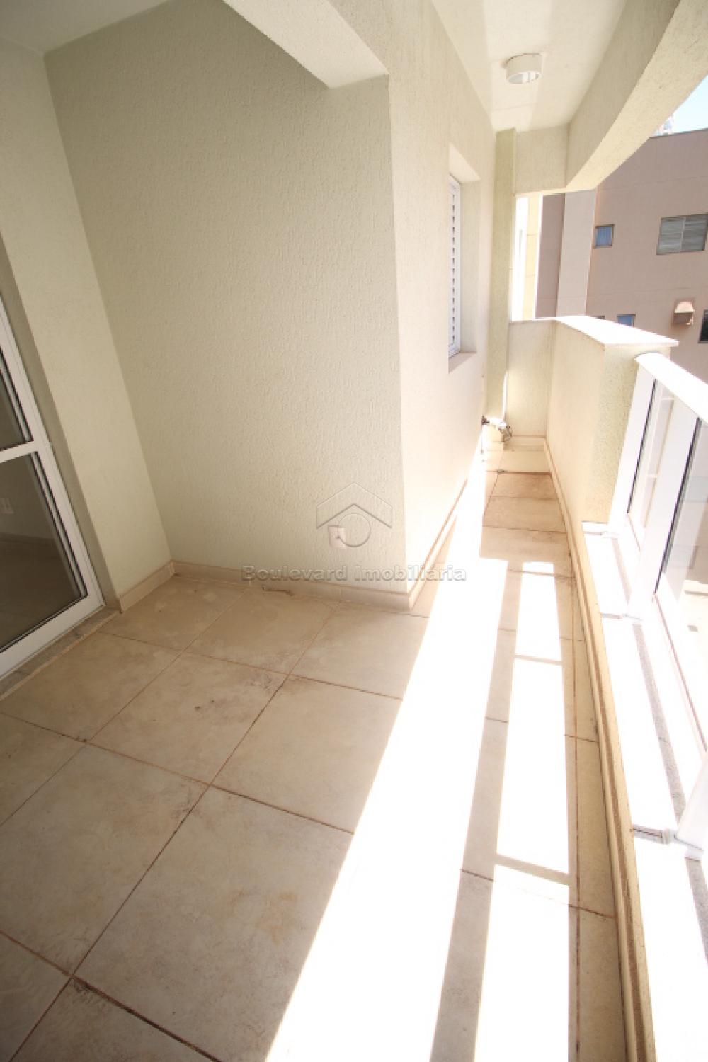 Alugar Apartamento / Padrão em Ribeirão Preto R$ 3.900,00 - Foto 2