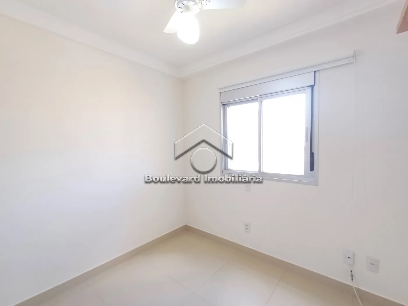 Quarto 01 Alugar Apartamento / Padrão em Ribeirão Preto R$ 4.000,00 - Foto 12