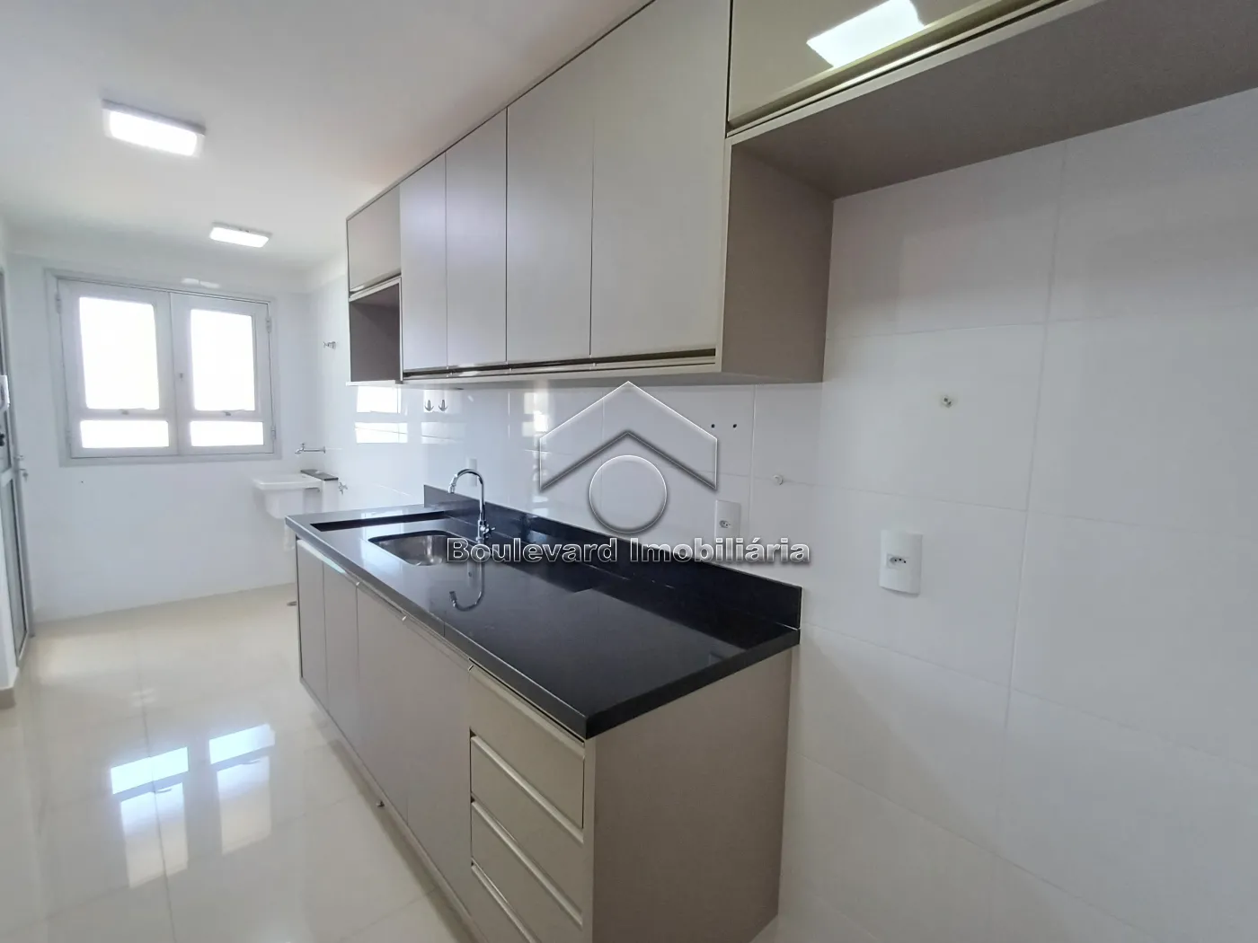 Cozinha Alugar Apartamento / Padrão em Ribeirão Preto R$ 4.000,00 - Foto 20