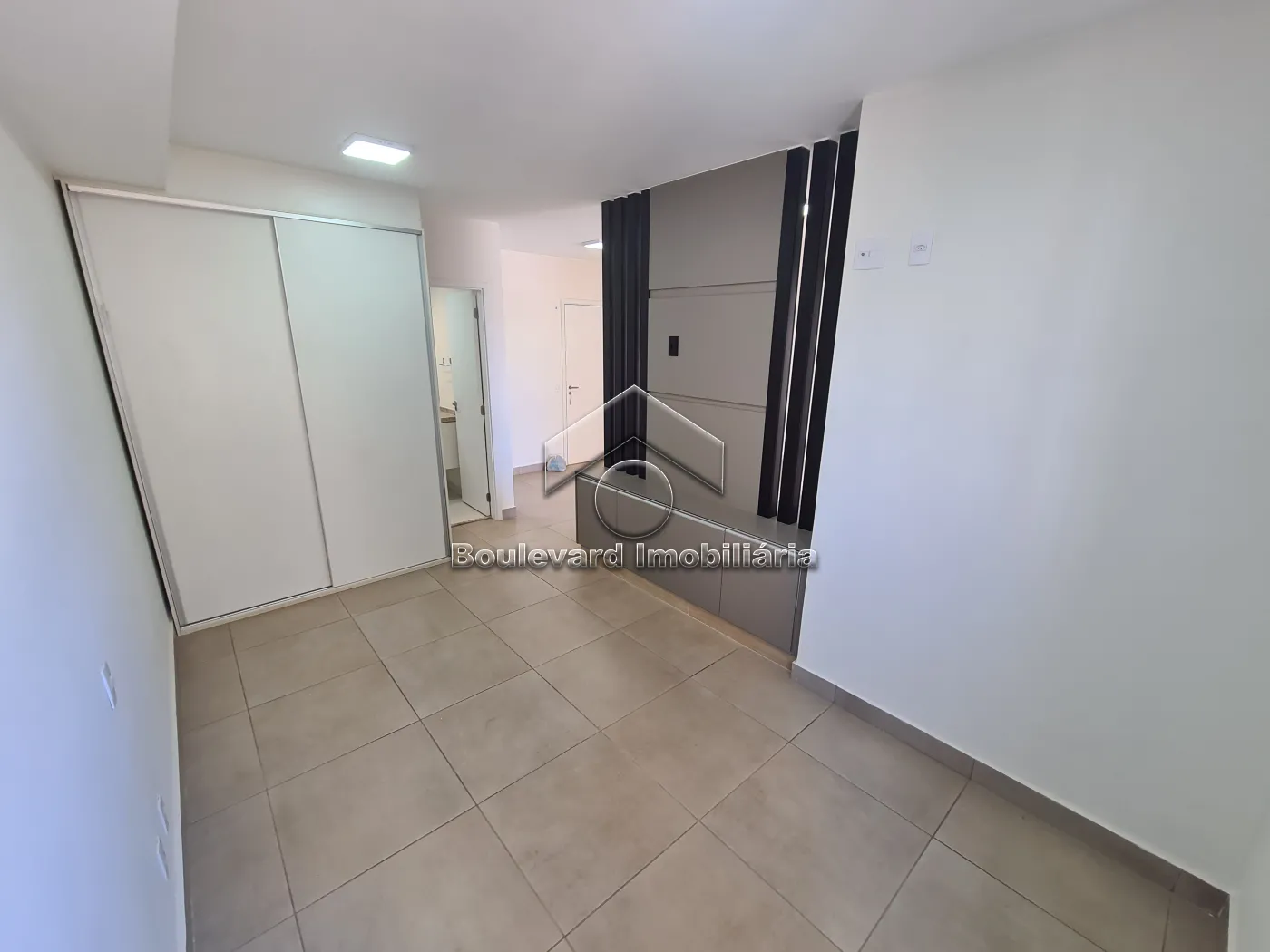 Alugar Apartamento / Padrão em Ribeirão Preto R$ 1.950,00 - Foto 6
