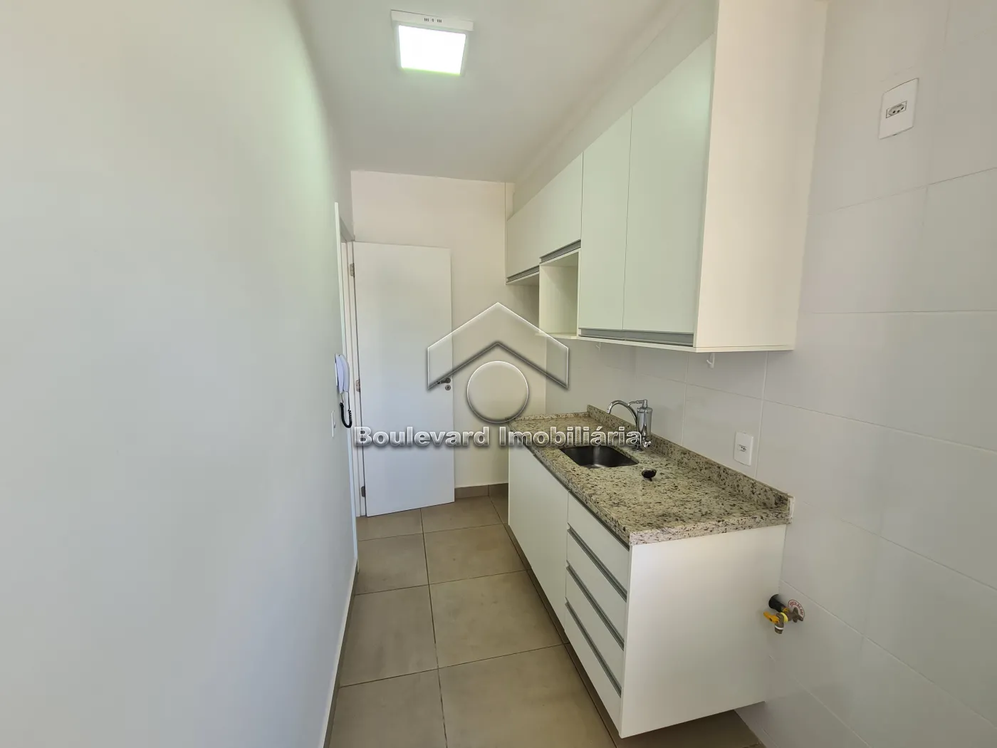 Alugar Apartamento / Padrão em Ribeirão Preto R$ 1.950,00 - Foto 10