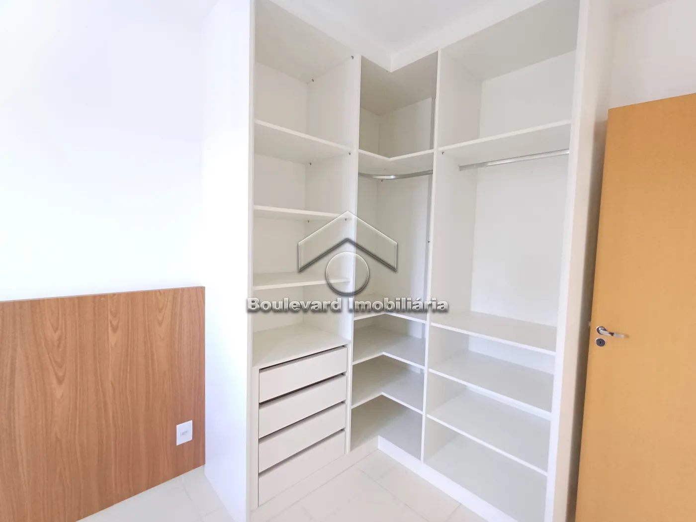 Alugar Apartamento / Padrão em Ribeirão Preto R$ 2.175,00 - Foto 13