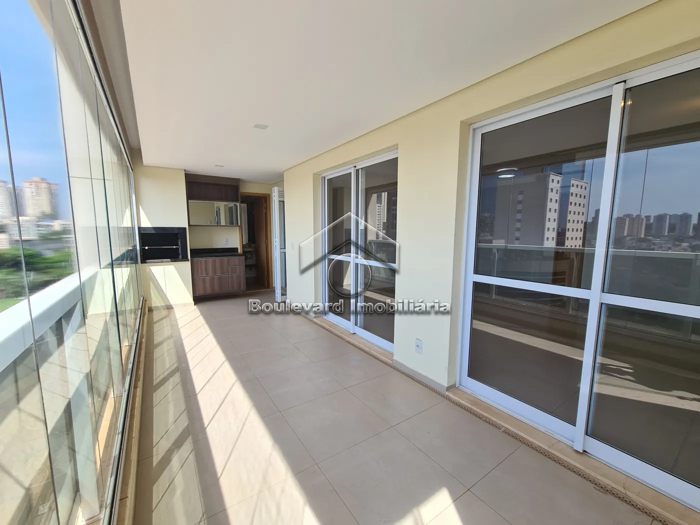 Varanda gourmet Alugar Apartamento / Padrão em Ribeirão Preto R$ 5.000,00 - Foto 1