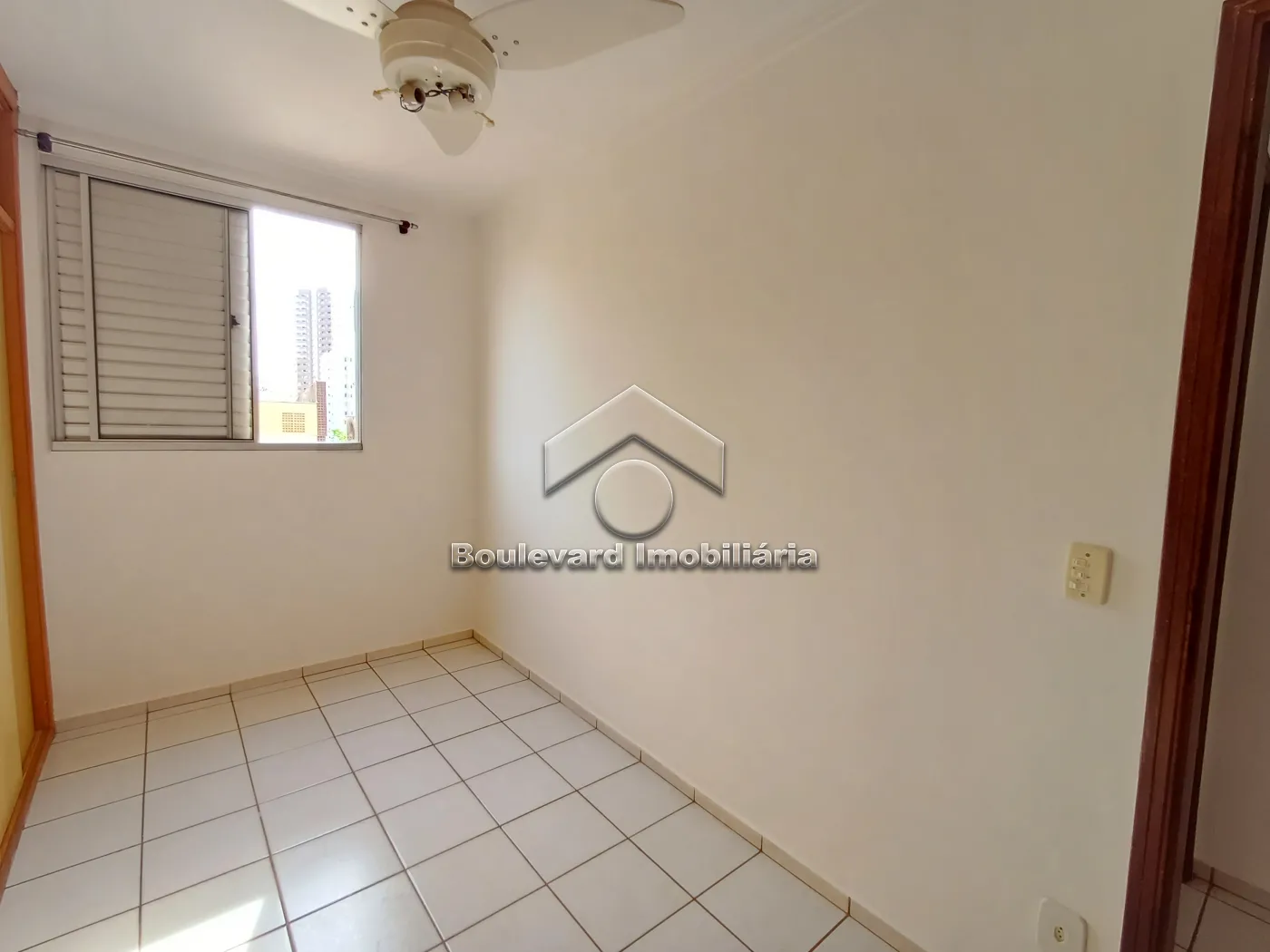 Alugar Apartamento / Padrão em Ribeirão Preto R$ 1.050,00 - Foto 13