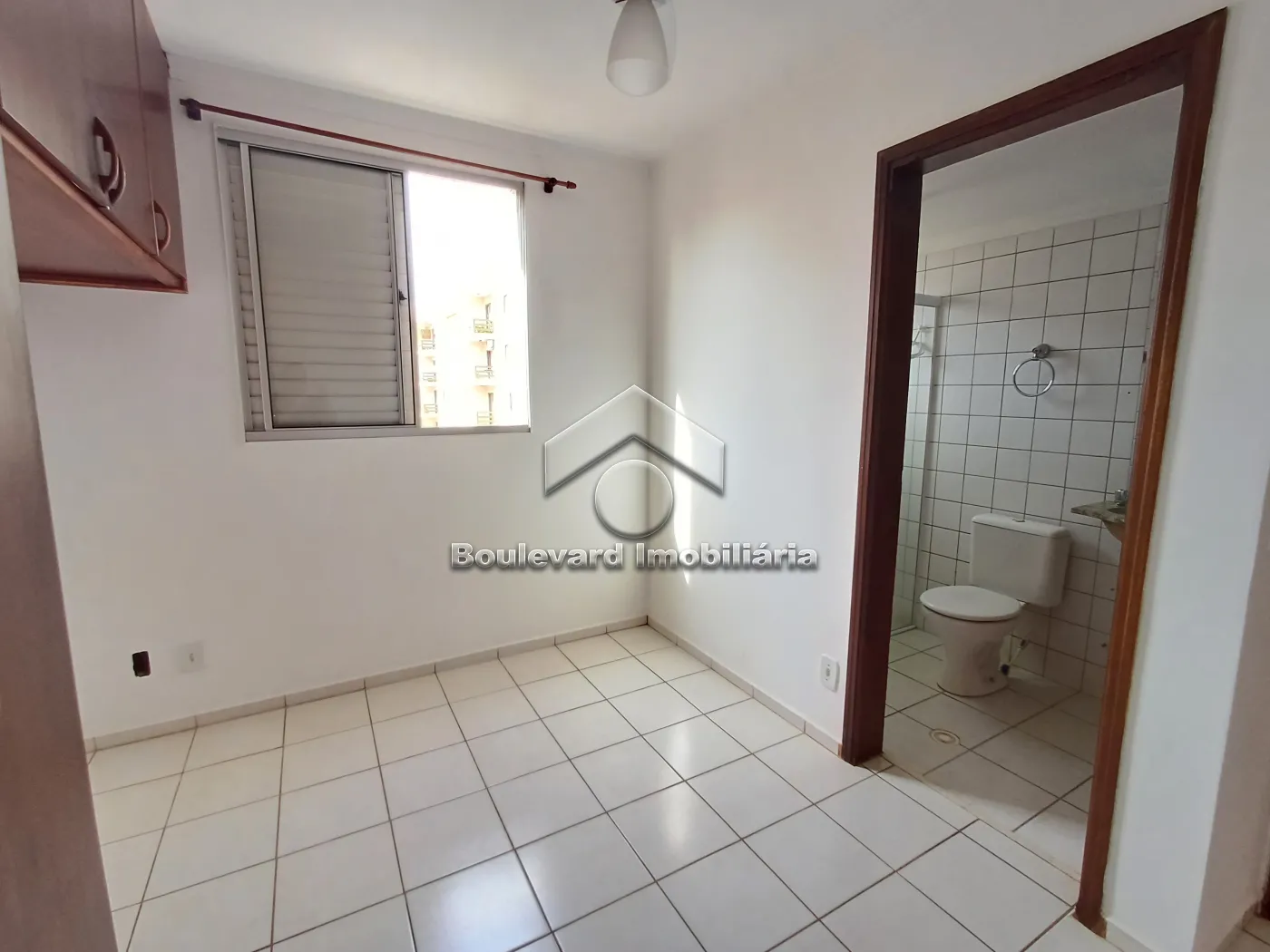 Alugar Apartamento / Padrão em Ribeirão Preto R$ 1.050,00 - Foto 18