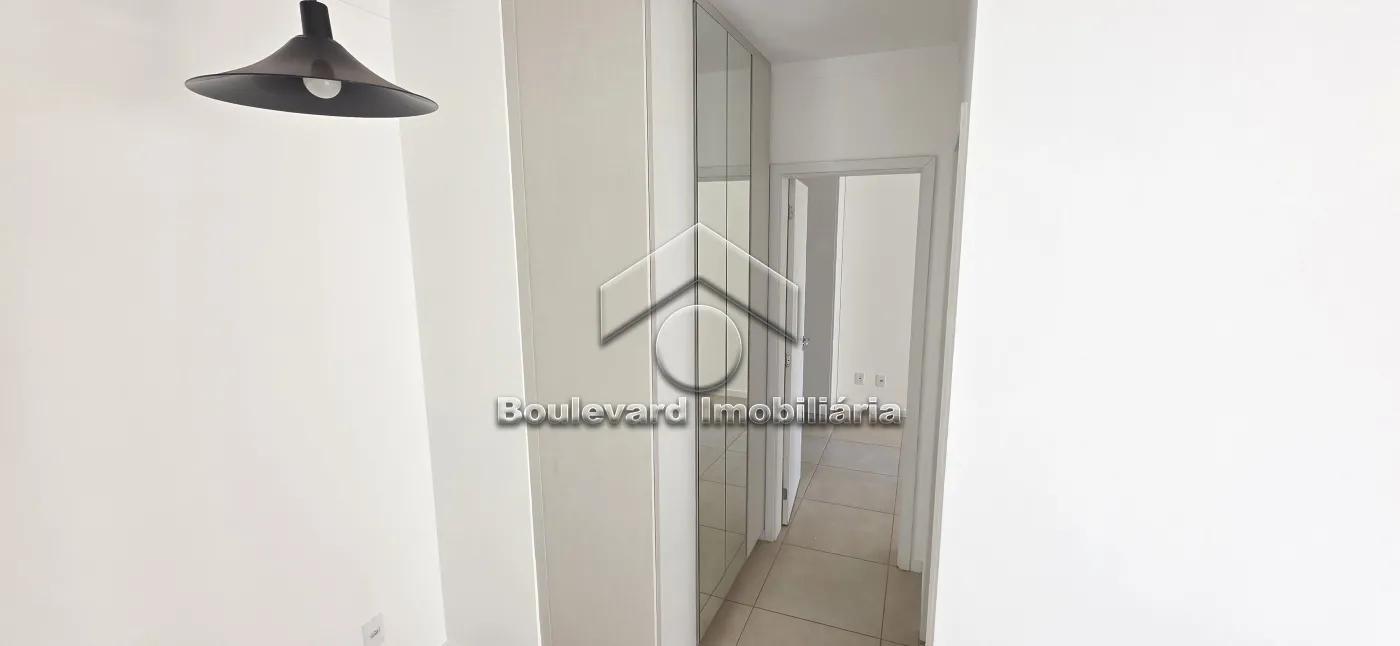 roupeiro Alugar Apartamento / Padrão em Ribeirão Preto R$ 2.500,00 - Foto 10