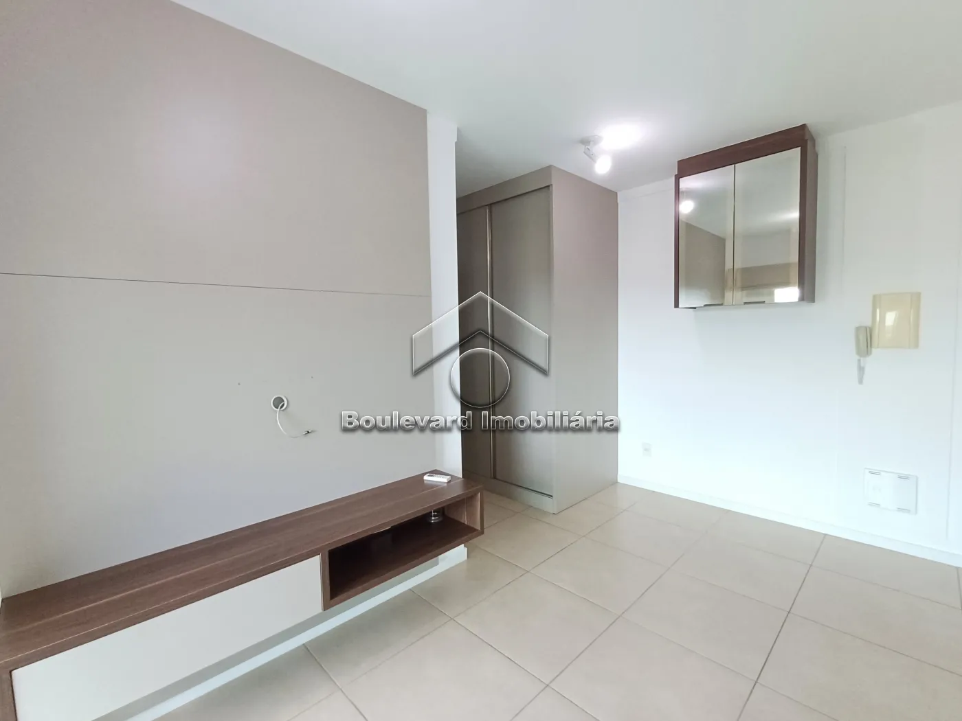 Sala Alugar Apartamento / Padrão em Ribeirão Preto R$ 2.800,00 - Foto 6
