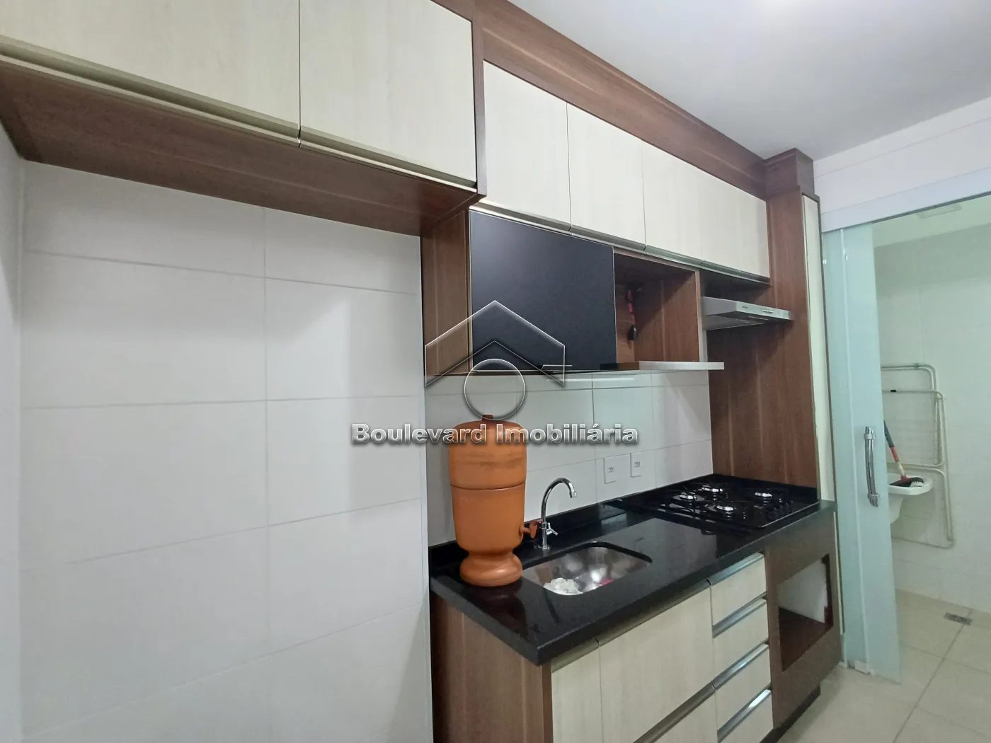 Cozinha Alugar Apartamento / Padrão em Ribeirão Preto R$ 2.800,00 - Foto 18