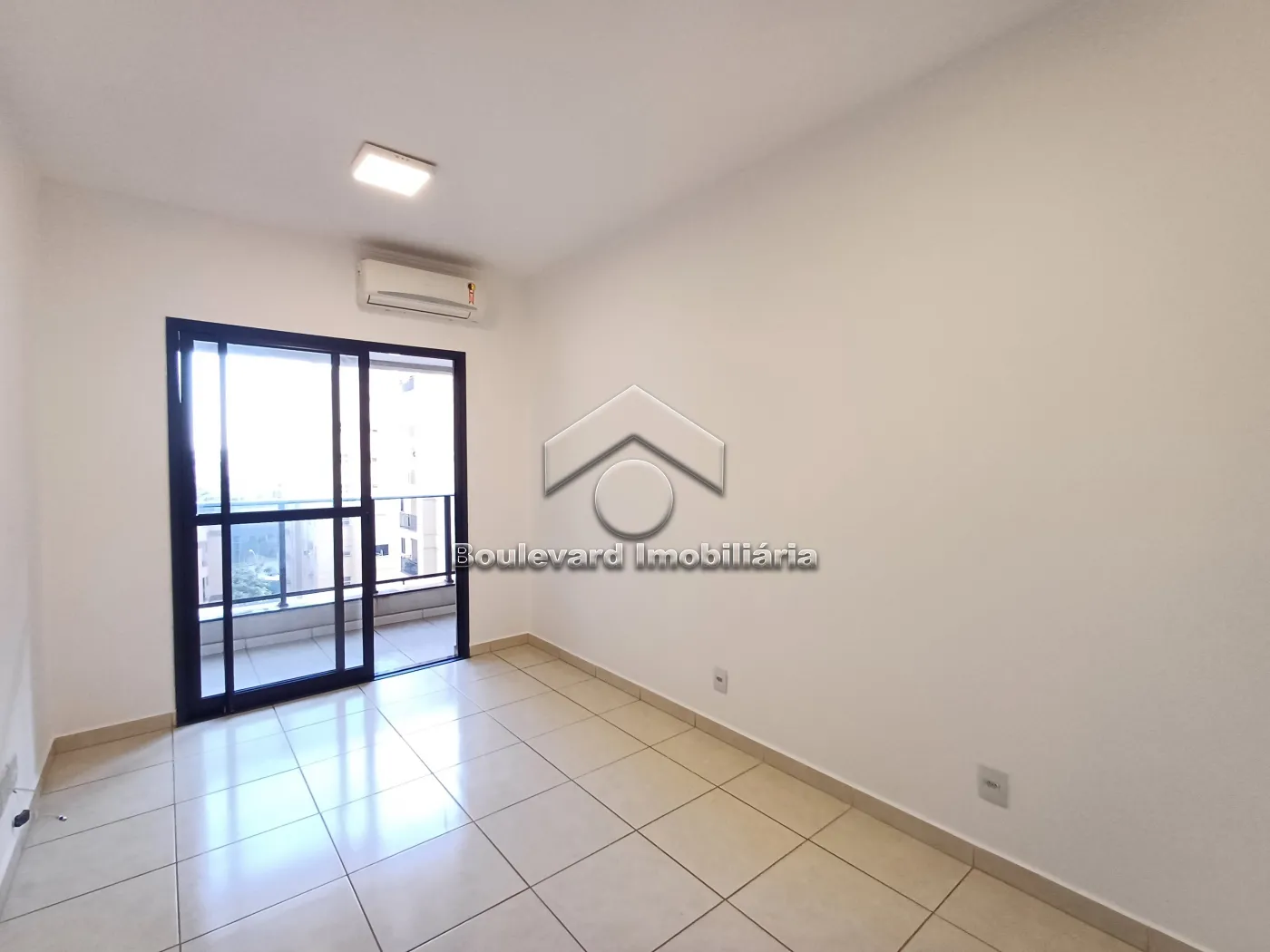 Sala Alugar Apartamento / Padrão em Ribeirão Preto R$ 1.700,00 - Foto 5