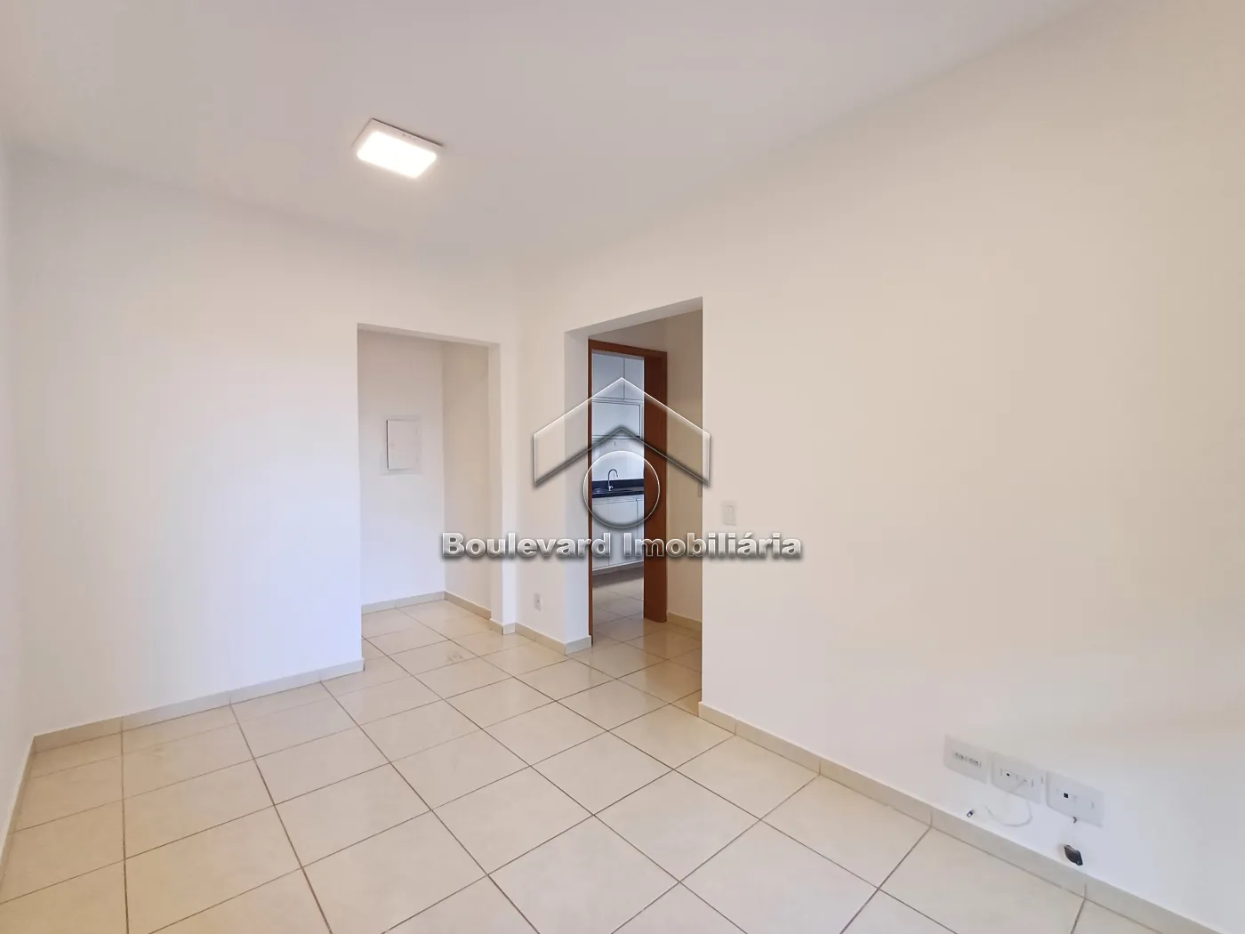 Sala Alugar Apartamento / Padrão em Ribeirão Preto R$ 1.700,00 - Foto 7