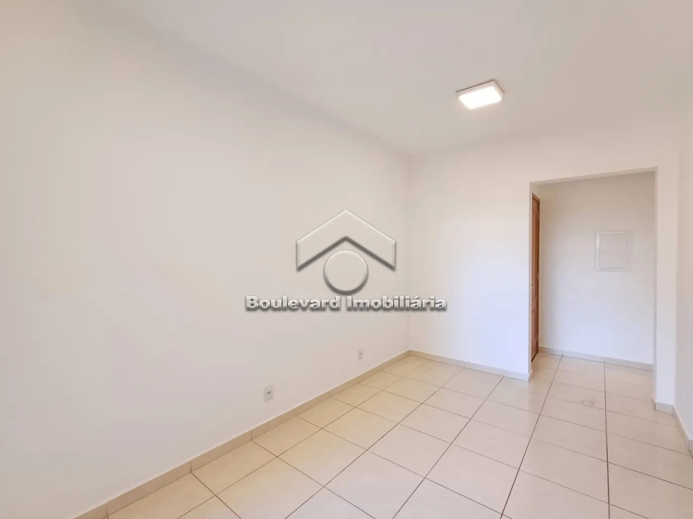 Sala Alugar Apartamento / Padrão em Ribeirão Preto R$ 1.700,00 - Foto 9
