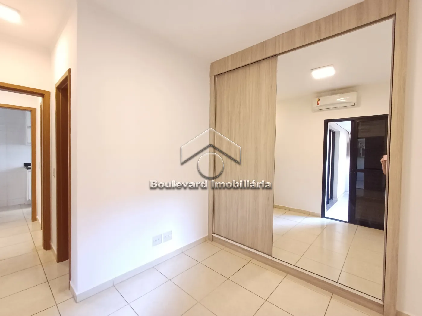 Suíte Alugar Apartamento / Padrão em Ribeirão Preto R$ 1.700,00 - Foto 11