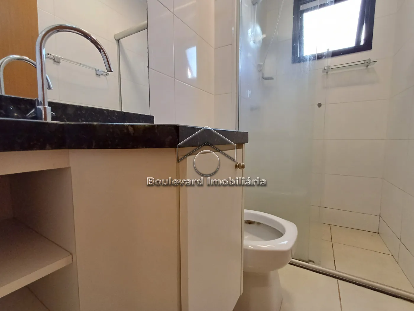Banheiro da suíte Alugar Apartamento / Padrão em Ribeirão Preto R$ 1.700,00 - Foto 14