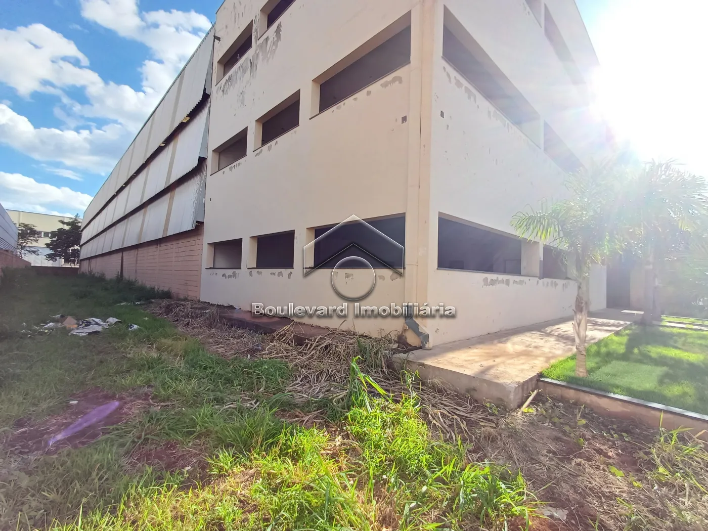 Corredor de acesso Alugar Comercial / Galpão em Cravinhos R$ 30.000,00 - Foto 38