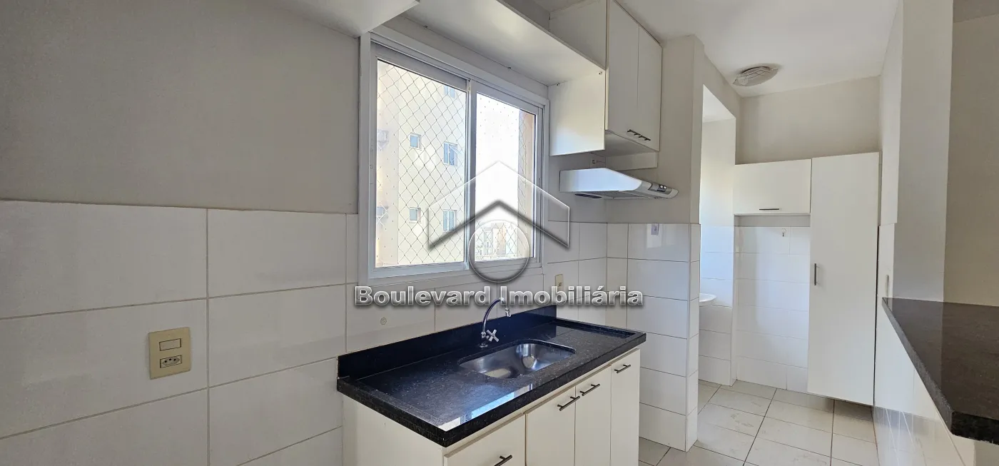 Cozinha Alugar Apartamento / Padrão em Ribeirão Preto R$ 1.800,00 - Foto 15