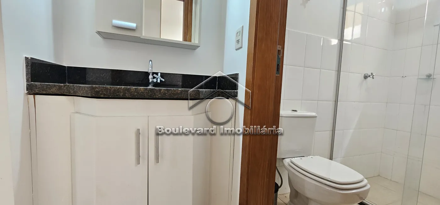 Banheiro social Alugar Apartamento / Padrão em Ribeirão Preto R$ 2.200,00 - Foto 20