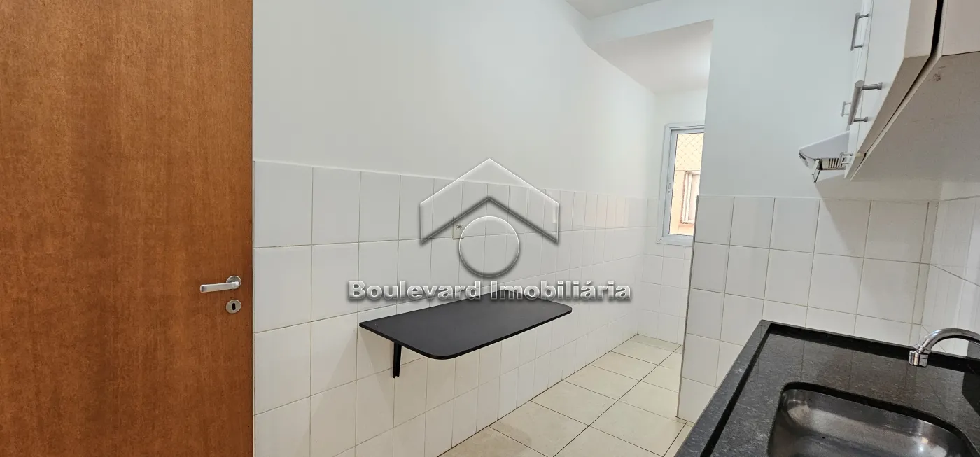 Cozinha Alugar Apartamento / Padrão em Ribeirão Preto R$ 2.200,00 - Foto 22