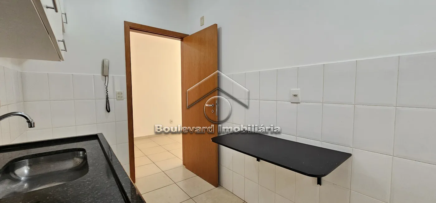 Cozinha Alugar Apartamento / Padrão em Ribeirão Preto R$ 2.200,00 - Foto 24