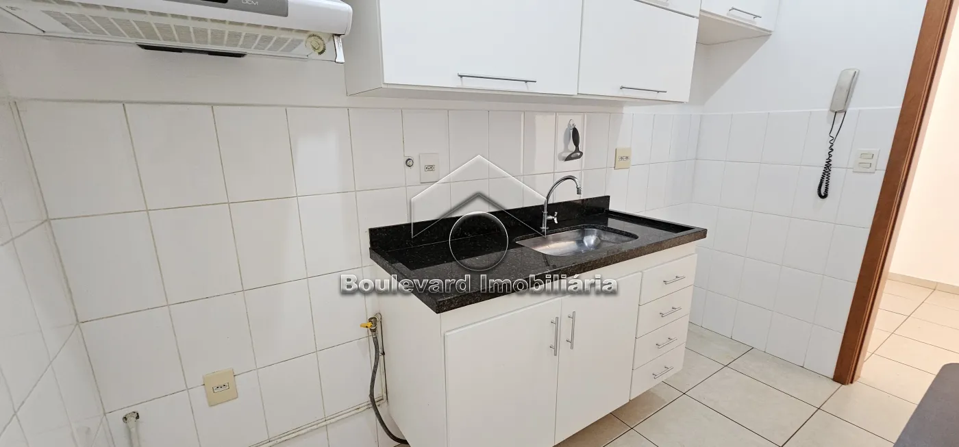 Cozinha Alugar Apartamento / Padrão em Ribeirão Preto R$ 2.200,00 - Foto 26