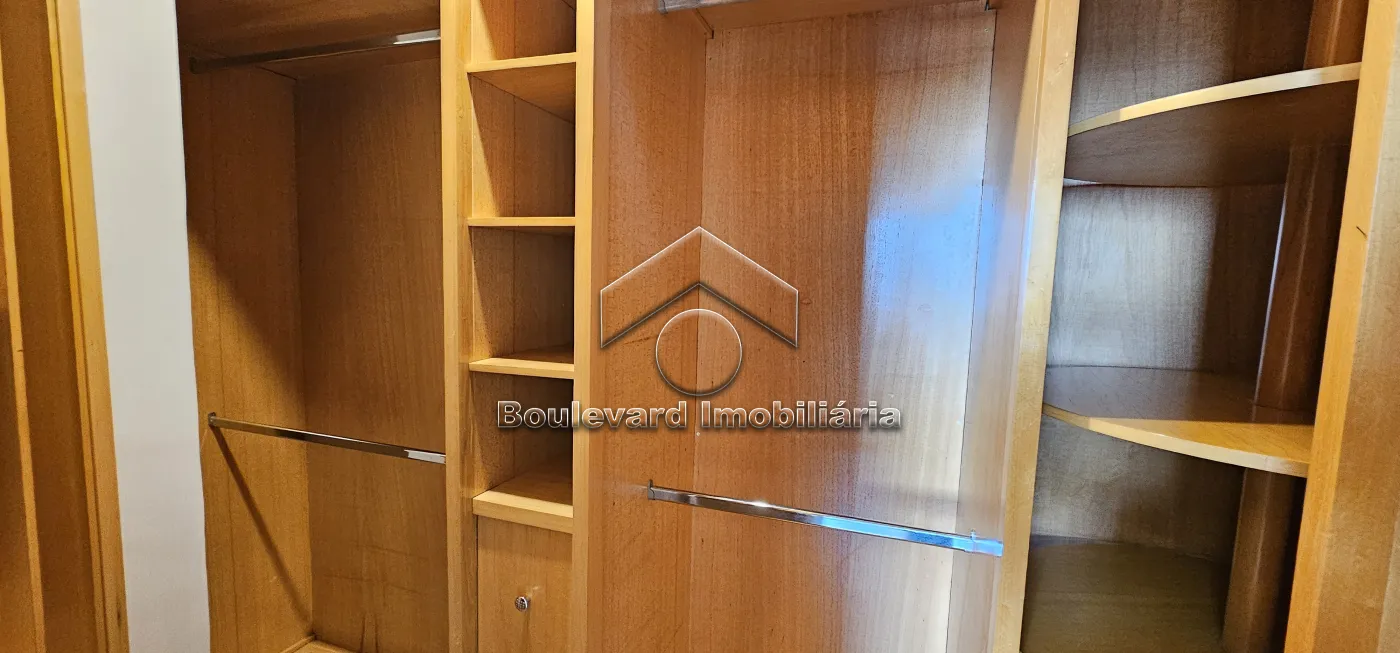 Closet da suíte máster 03 Alugar Apartamento / Padrão em Ribeirão Preto R$ 3.350,00 - Foto 30