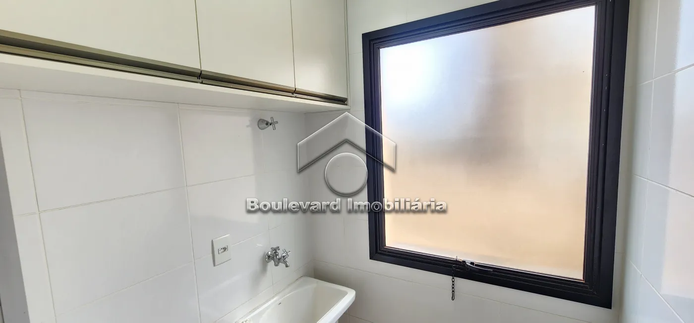 Área de serviço Alugar Apartamento / Padrão em Ribeirão Preto R$ 2.300,00 - Foto 17