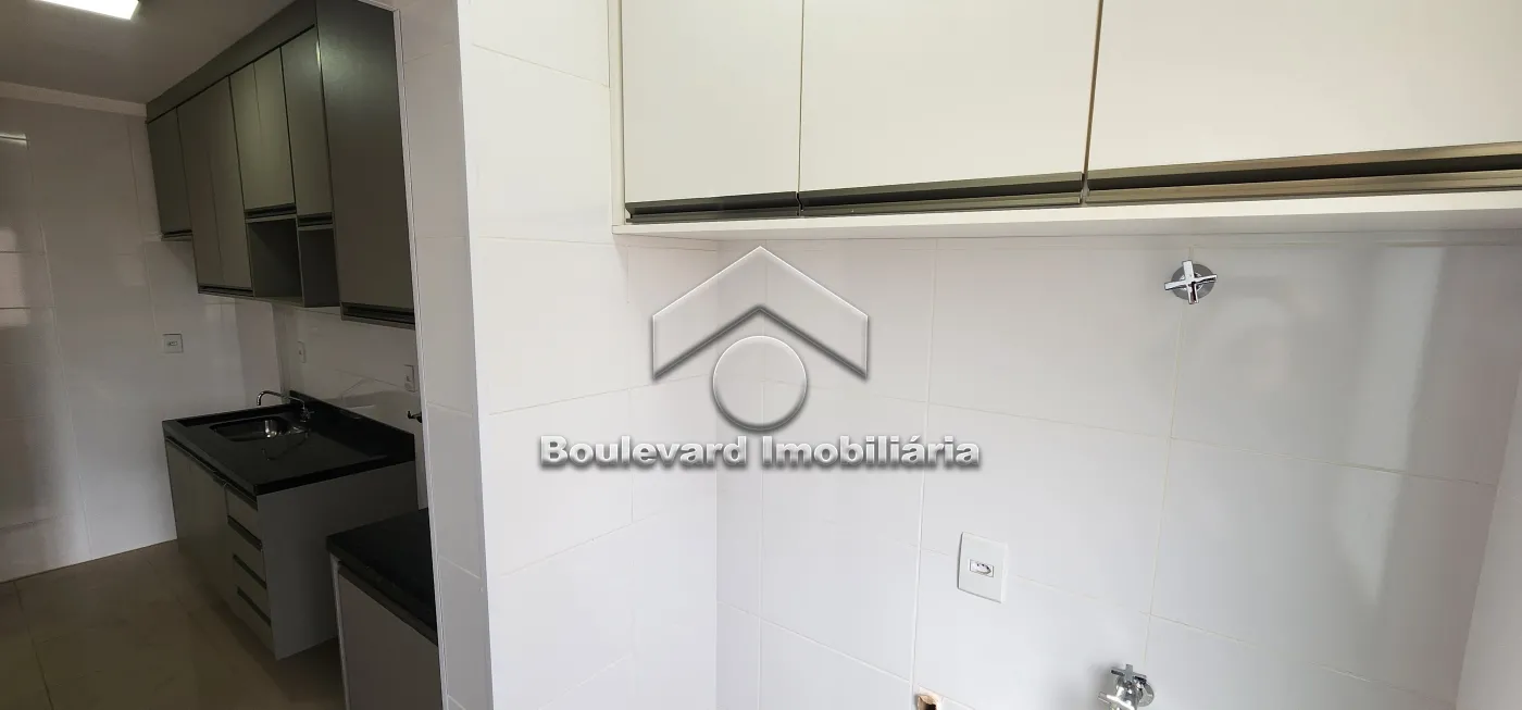 Área de serviço Alugar Apartamento / Padrão em Ribeirão Preto R$ 2.300,00 - Foto 18