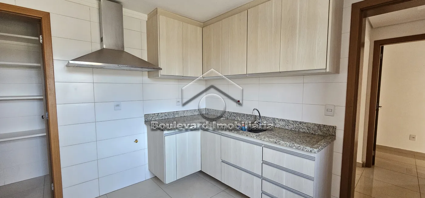 Cozinha Alugar Apartamento / Padrão em Ribeirão Preto R$ 3.500,00 - Foto 31
