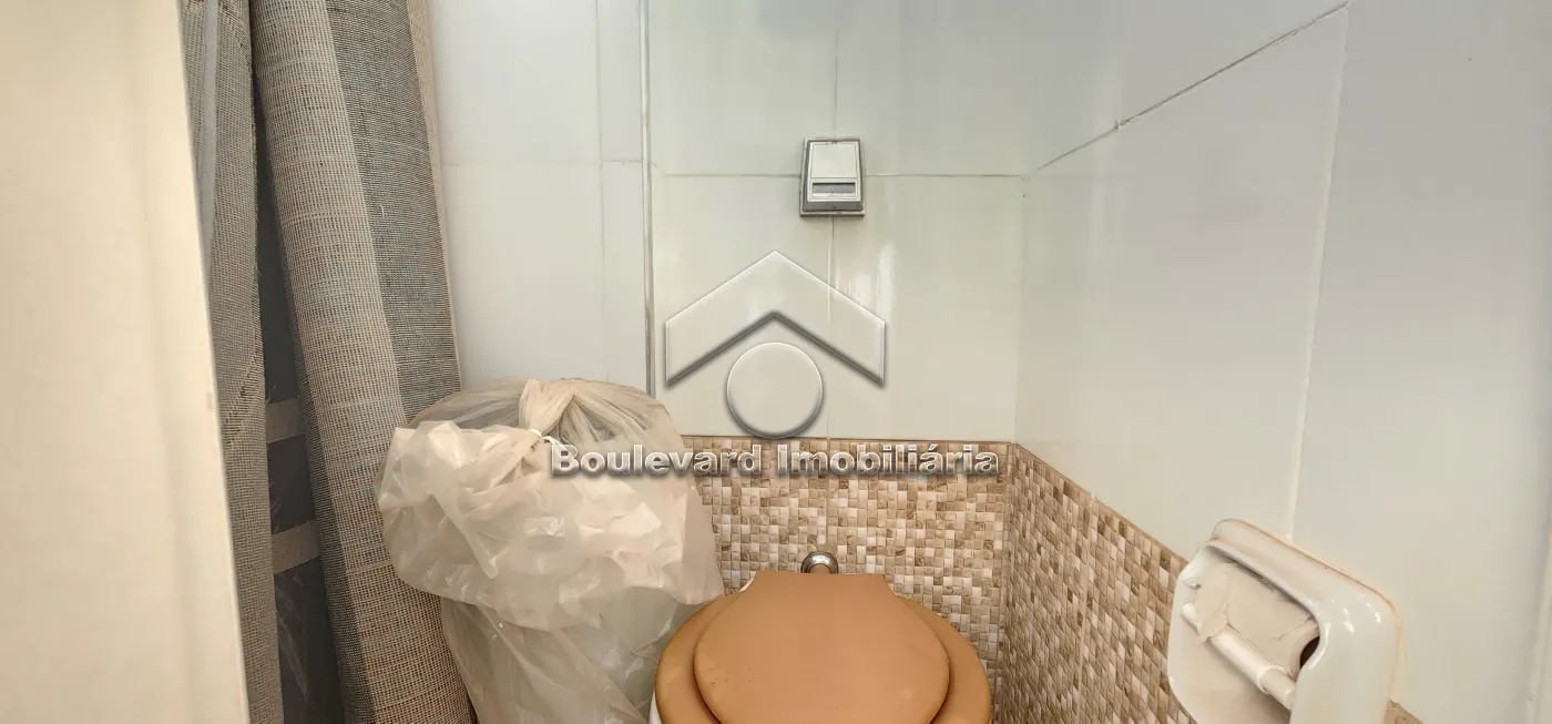 Banheiro de serviço Alugar Apartamento / Padrão em Ribeirão Preto R$ 2.400,00 - Foto 22