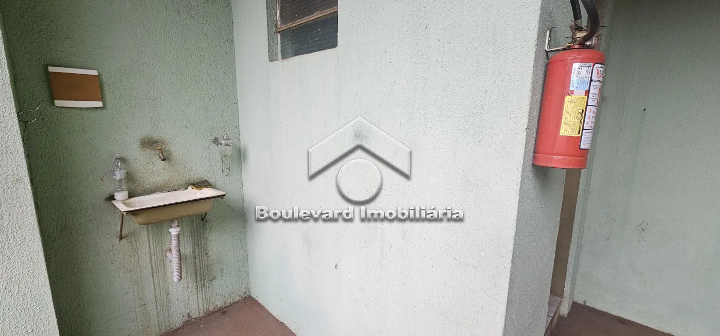Área de serviço Alugar Comercial / Imóvel Comercial em Ribeirão Preto R$ 4.000,00 - Foto 10