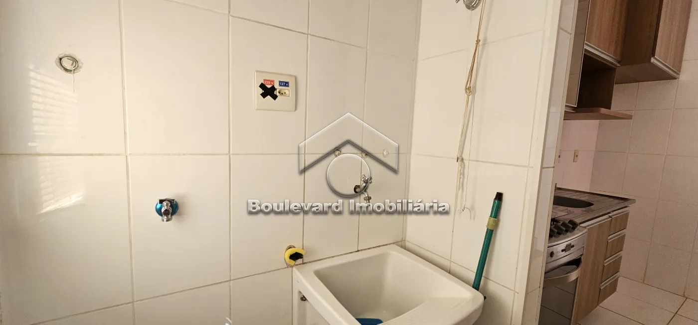 Área de serviço Alugar Apartamento / Padrão em Ribeirão Preto R$ 2.200,00 - Foto 30