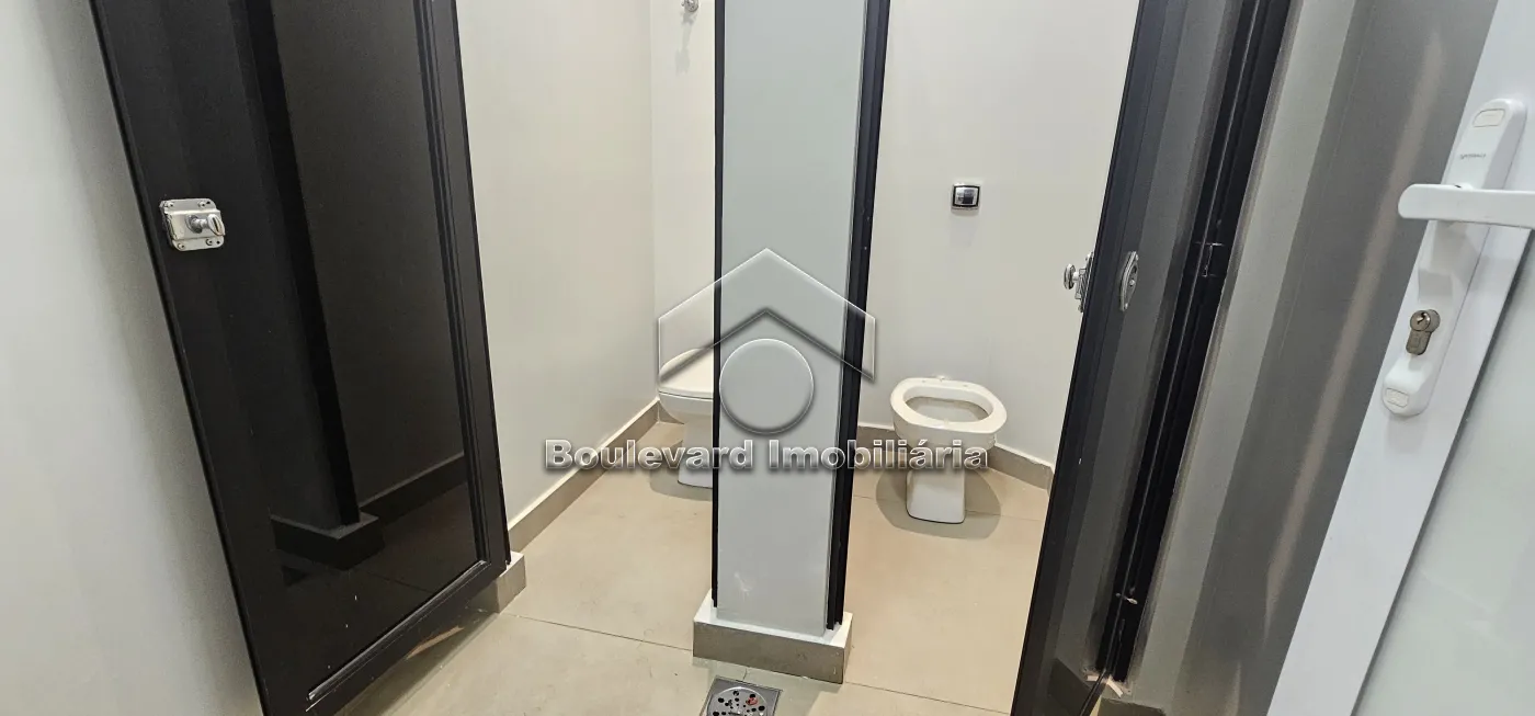 Banheiro 01 Alugar Comercial / Imóvel Comercial em Ribeirão Preto R$ 14.500,00 - Foto 17