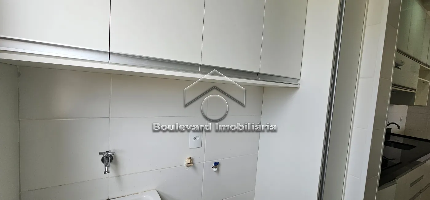 Área de serviço Alugar Apartamento / Padrão em Ribeirão Preto R$ 2.400,00 - Foto 32
