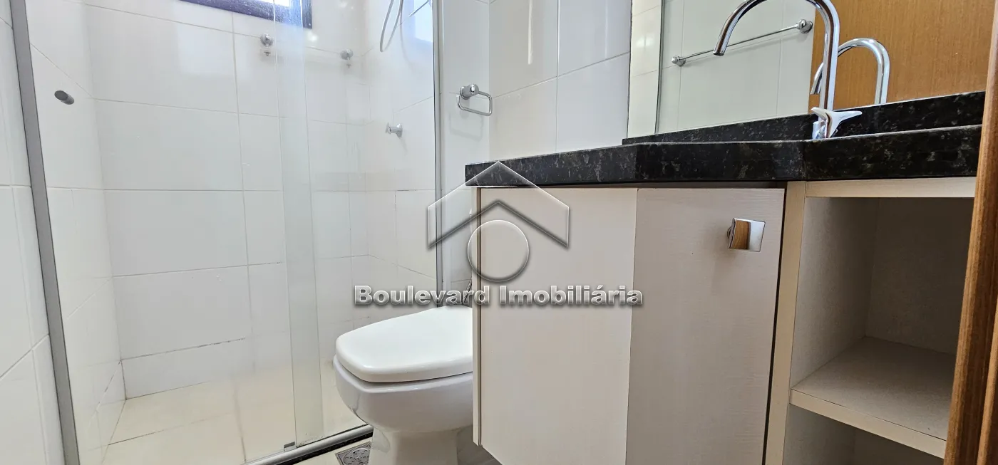 Banheiro da suíte Alugar Apartamento / Padrão em Ribeirão Preto R$ 2.300,00 - Foto 17