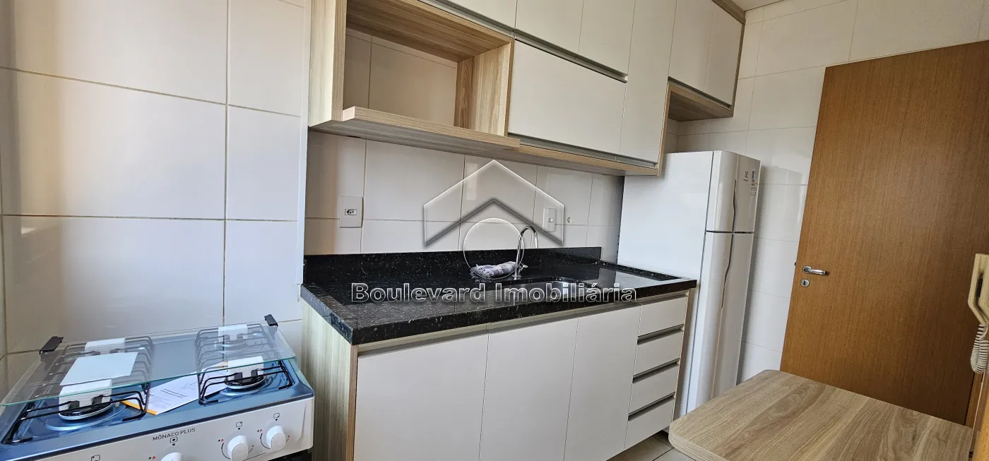 Cozinha Alugar Apartamento / Padrão em Ribeirão Preto R$ 2.300,00 - Foto 20