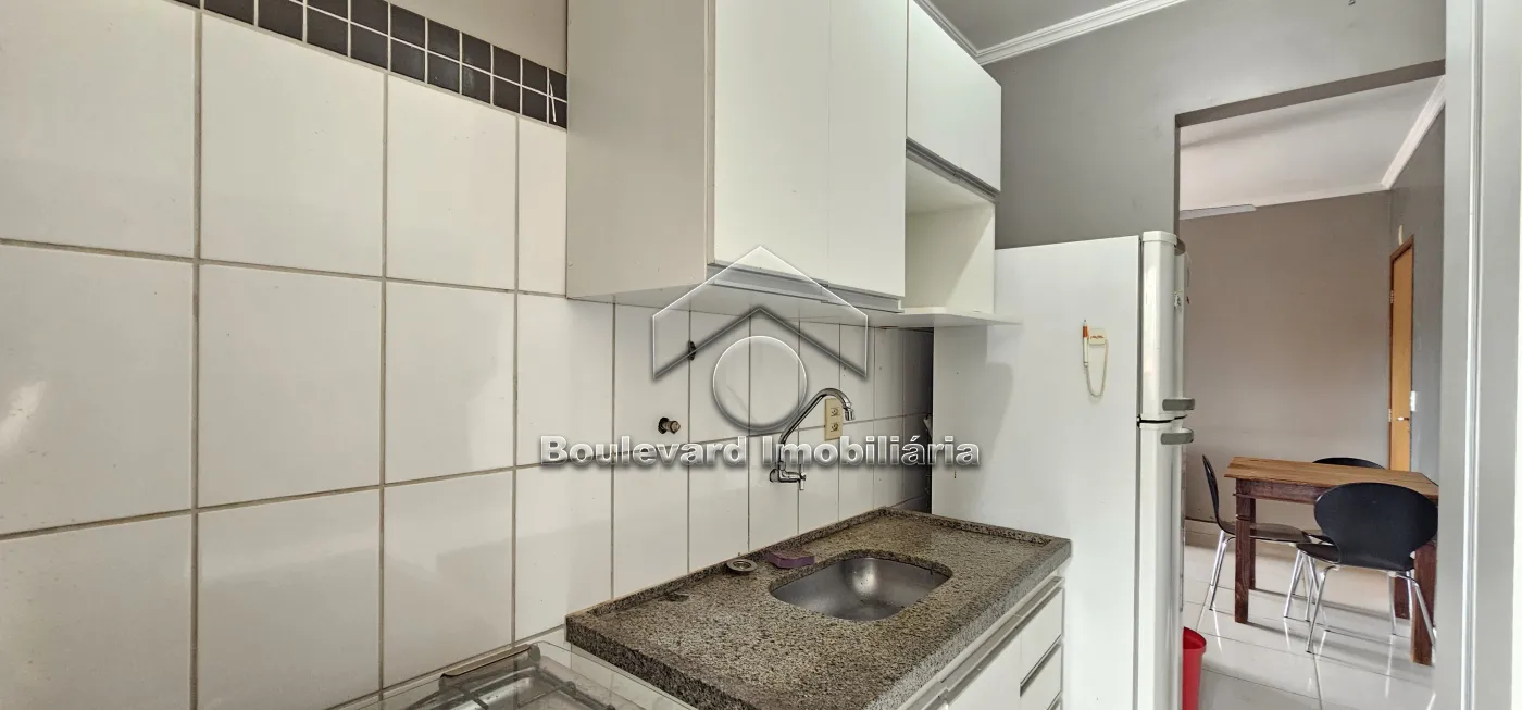 Cozinha Alugar Apartamento / Padrão em Ribeirão Preto R$ 2.500,00 - Foto 25