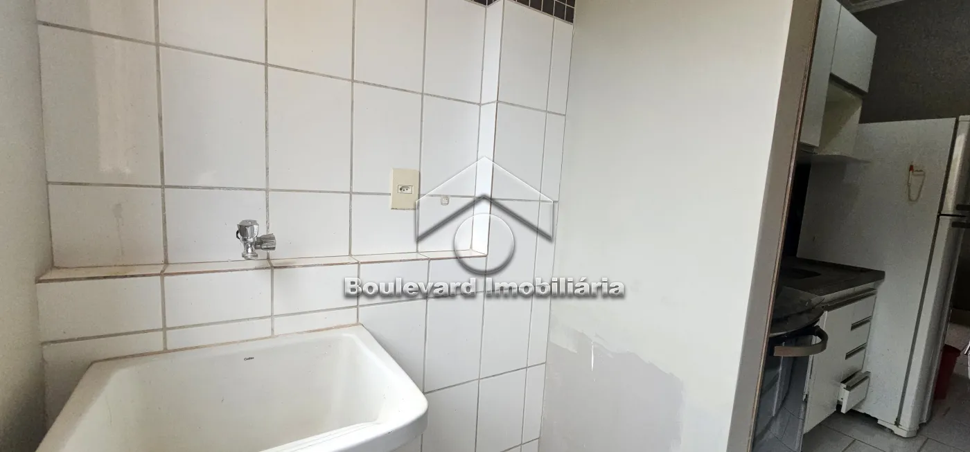 Área de serviço Alugar Apartamento / Padrão em Ribeirão Preto R$ 2.500,00 - Foto 33