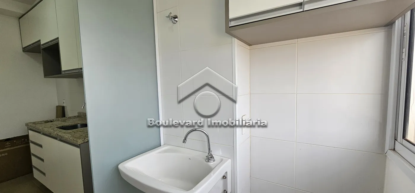 Área de serviço Alugar Apartamento / Padrão em Ribeirão Preto R$ 2.900,00 - Foto 26
