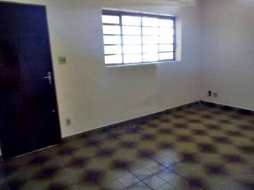 Casa disponível para locação e venda com excelente localização em Ribeirão Preto -SP