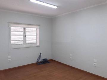 Casa residencial ou comercial disponível para locação com excelente localização em Ribeirão Preto -SP