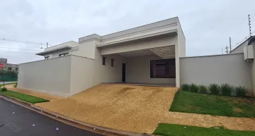 Linda casa térrea para locação localizado apenas 5 minutos do Shopping Iguatemi em Ribeirão Preto - SP