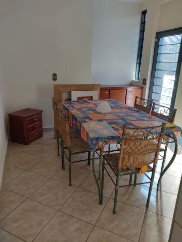 Sobrado Residencial Disponível para Locação ou Venda na Ribeirânia em Ribeirão Preto