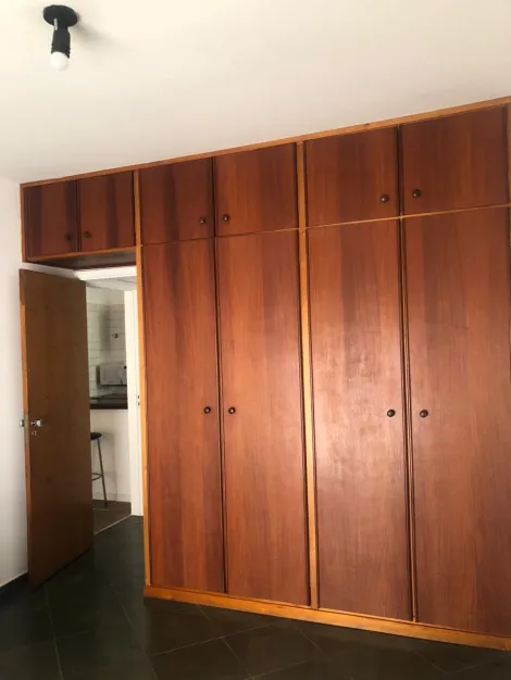 Alugar Apartamento / Padrão em Ribeirão Preto. apenas R$ 1.260,00