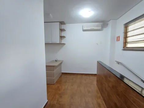 Imóvel comercial disponível para locação em excelente Bairro Jardim São Luiz de Ribeirão Preto -SP.