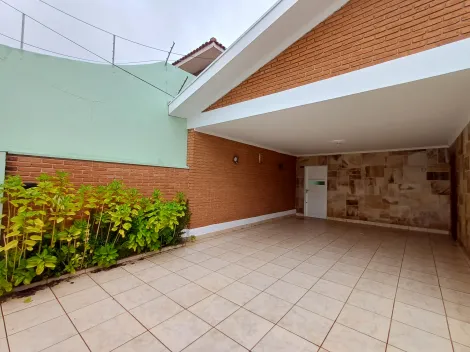 Casa padrão residencial para locação no Bairro Campos Eliseos em Ribeirão Preto.