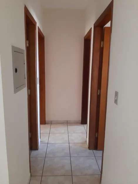 Apartamento padrão com excelente localização no Bairro Jardim Anhanguera em Ribeirão Preto - SP.