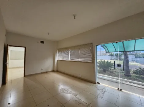 Cravinhos Cravinhos Galpao Locacao R$ 30.000,00  10 Vagas Area construida 1200.00m2