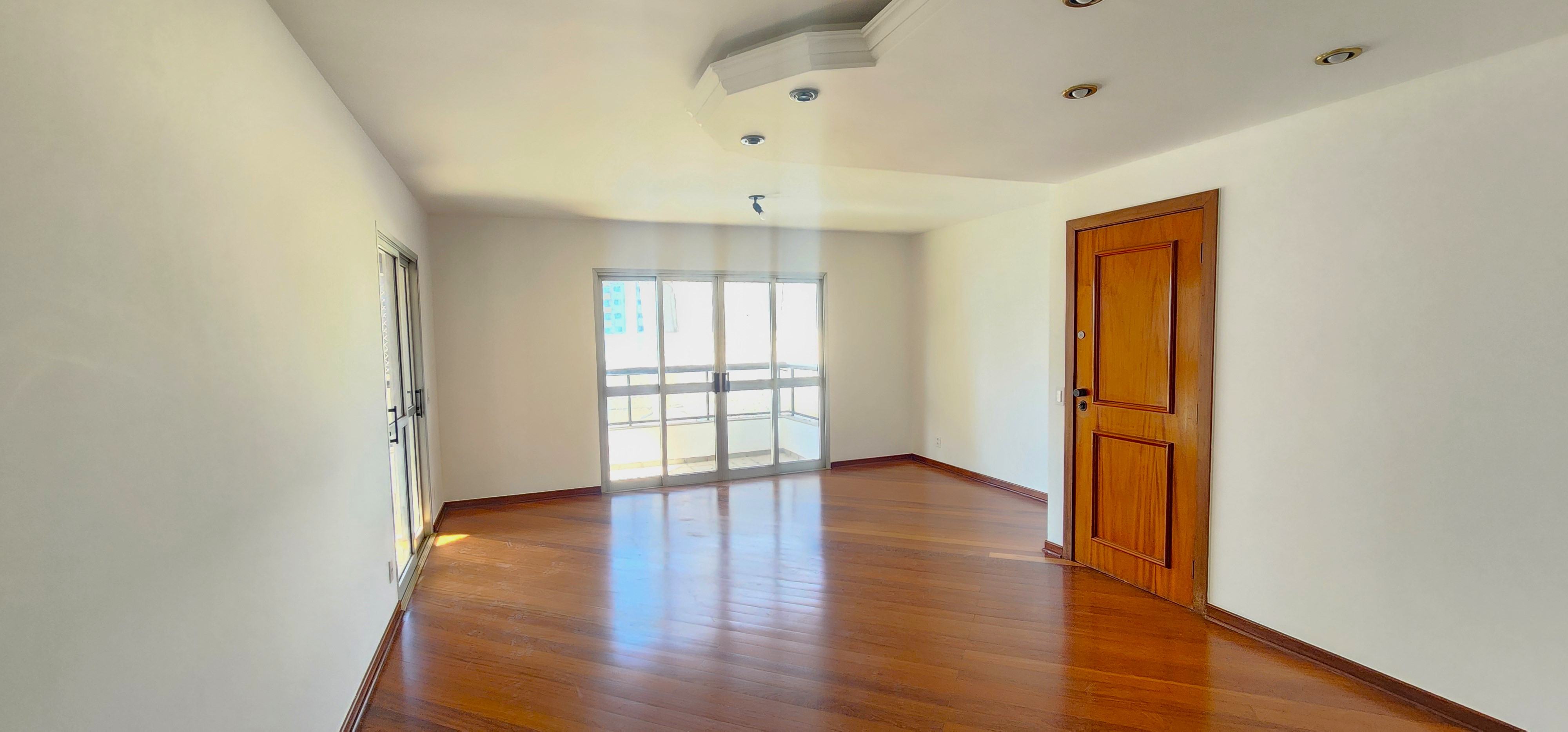 COMPRAR APARTAMENTO NO CENTRO